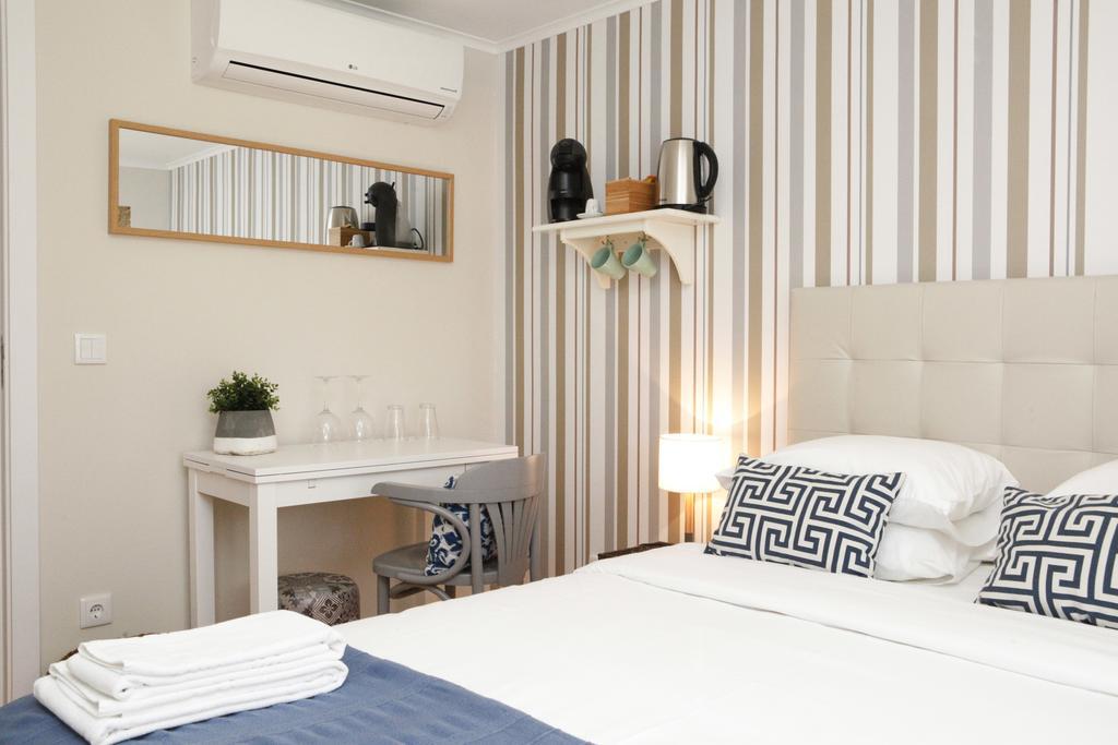 Flores Bed & Breakfast 4*