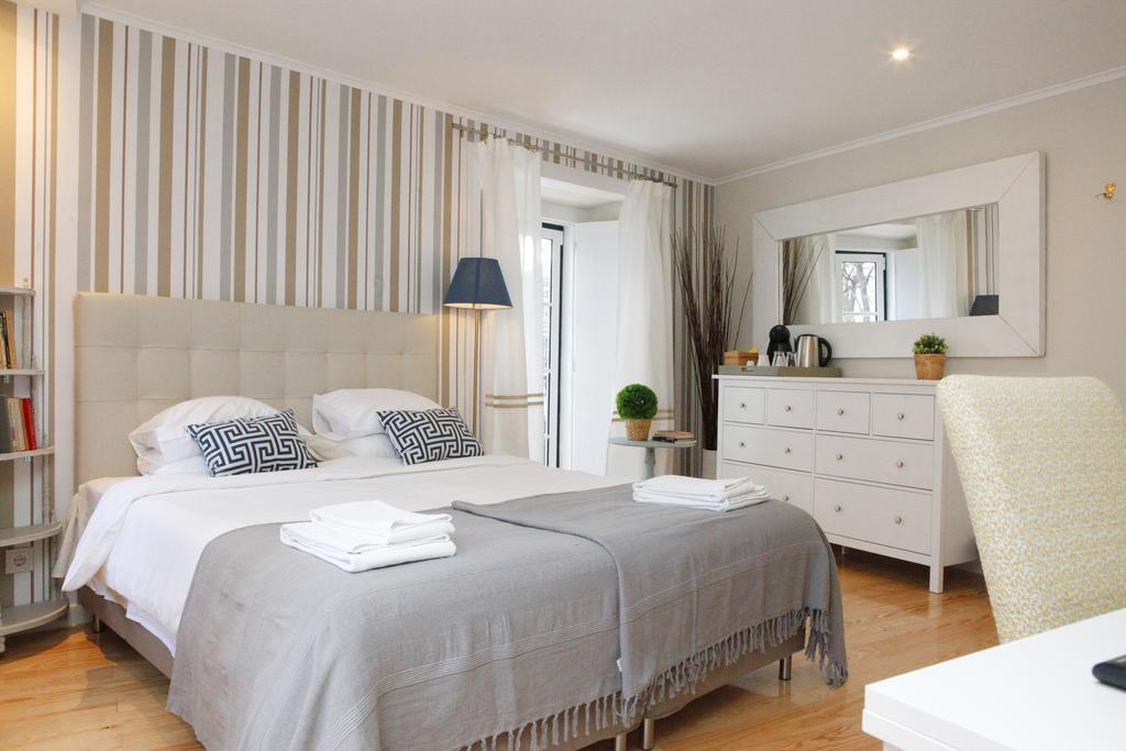 Flores Bed & Breakfast 4*